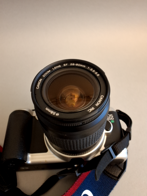 Canon EOS 500 N, analogt kamera m. Kamerataske